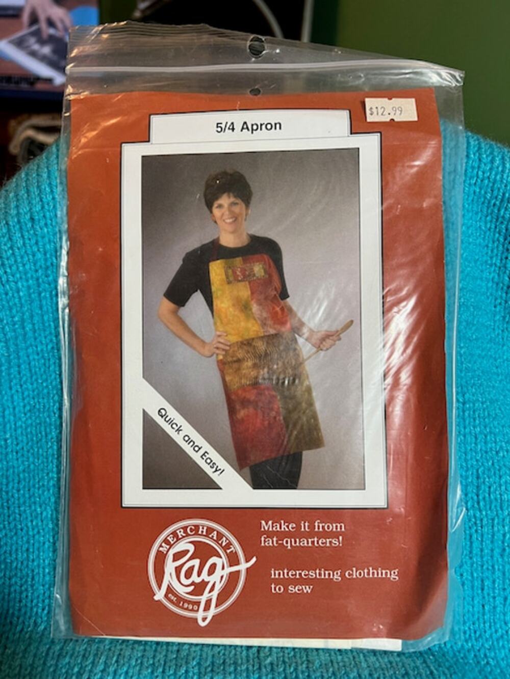 5/4 apron make with fat squares